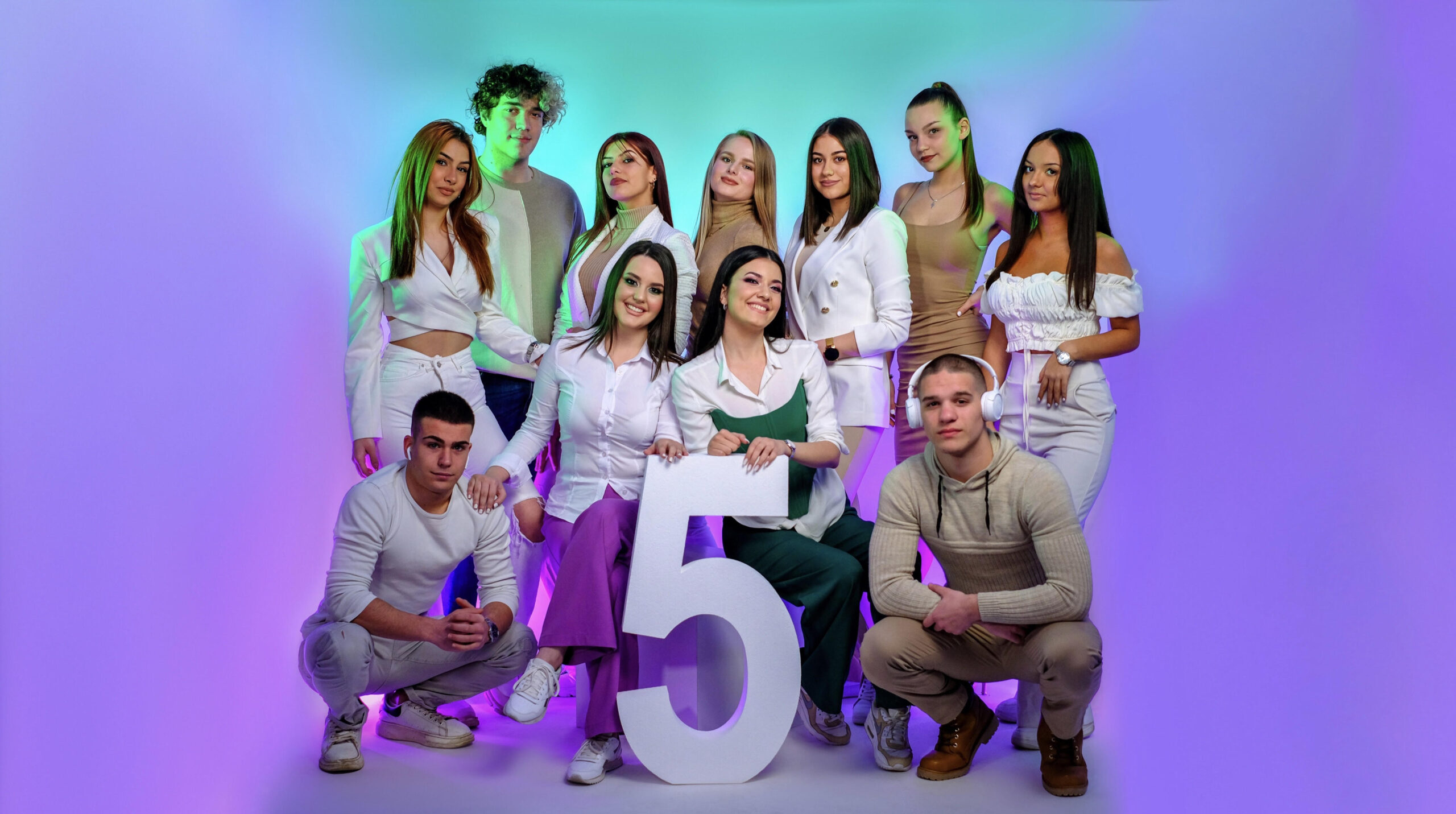 mladi pet minuta za tebe