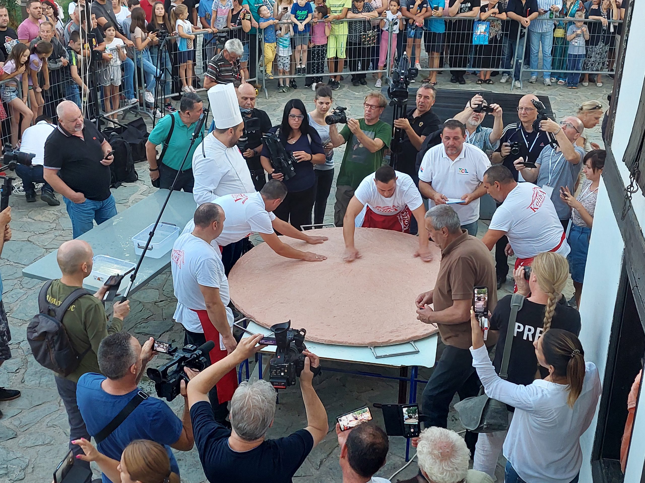 Najveća pljeskavica na svetu