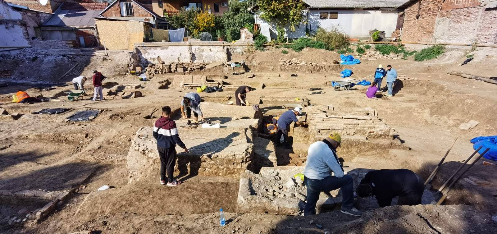 pronađeno sto grobova u Nišu